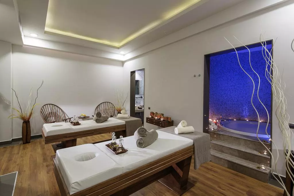 دابل تری بای هیلتون -Double Tree By Hilton-مهرپرواز-433